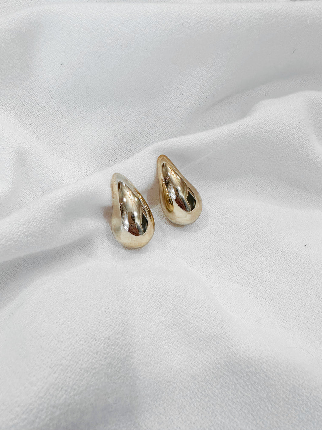 Gold Teardrops