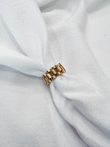 Gold Link Ring